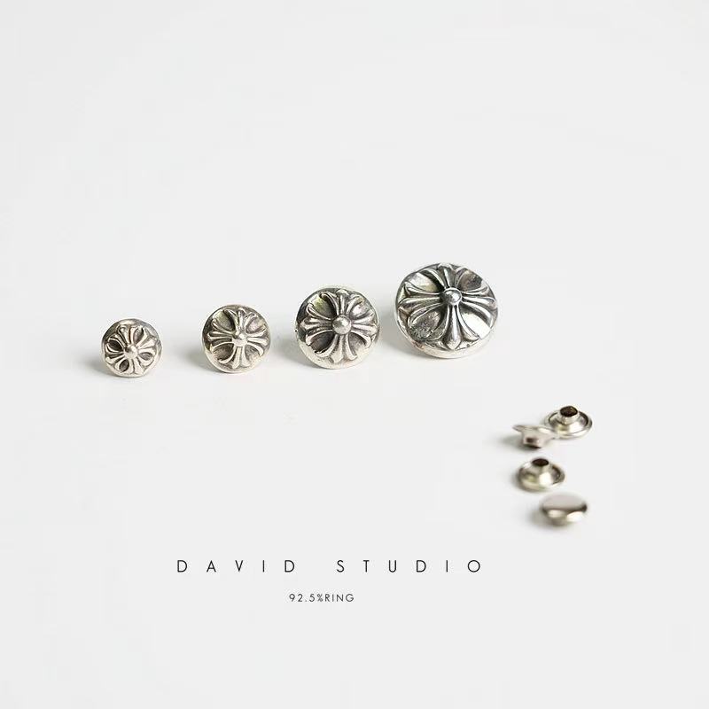 CHROME HEARTS CH PLUS RIVET BUTTON