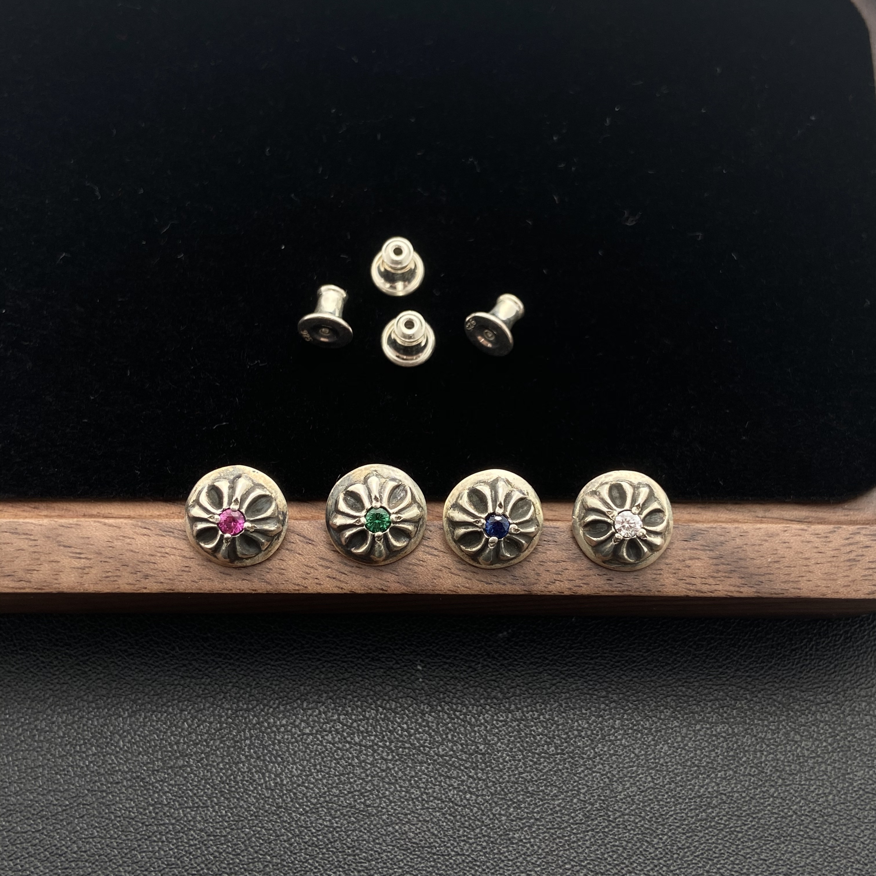 CROSS BALL STUD WITH DIAMOND