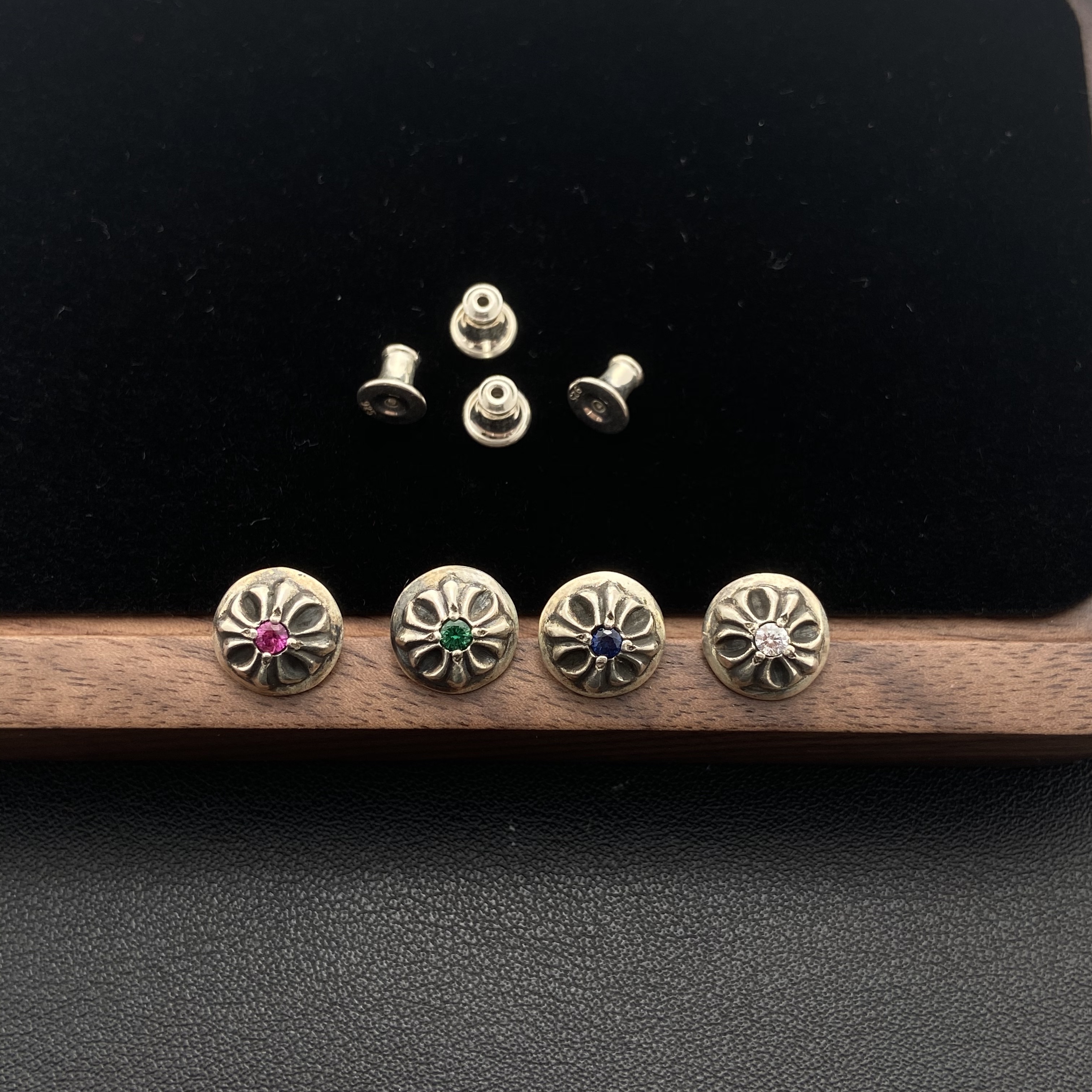 CROSS BALL STUD WITH DIAMOND