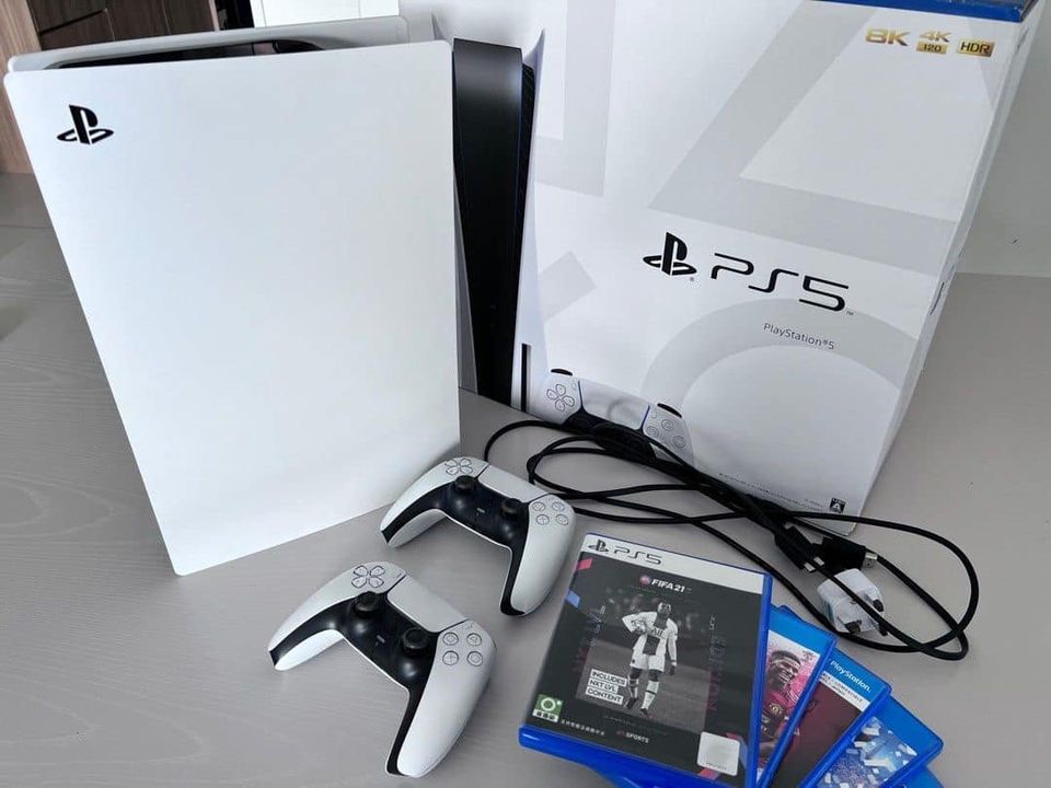 PlayStation PS5 Console – God of War Ragnark Bundle