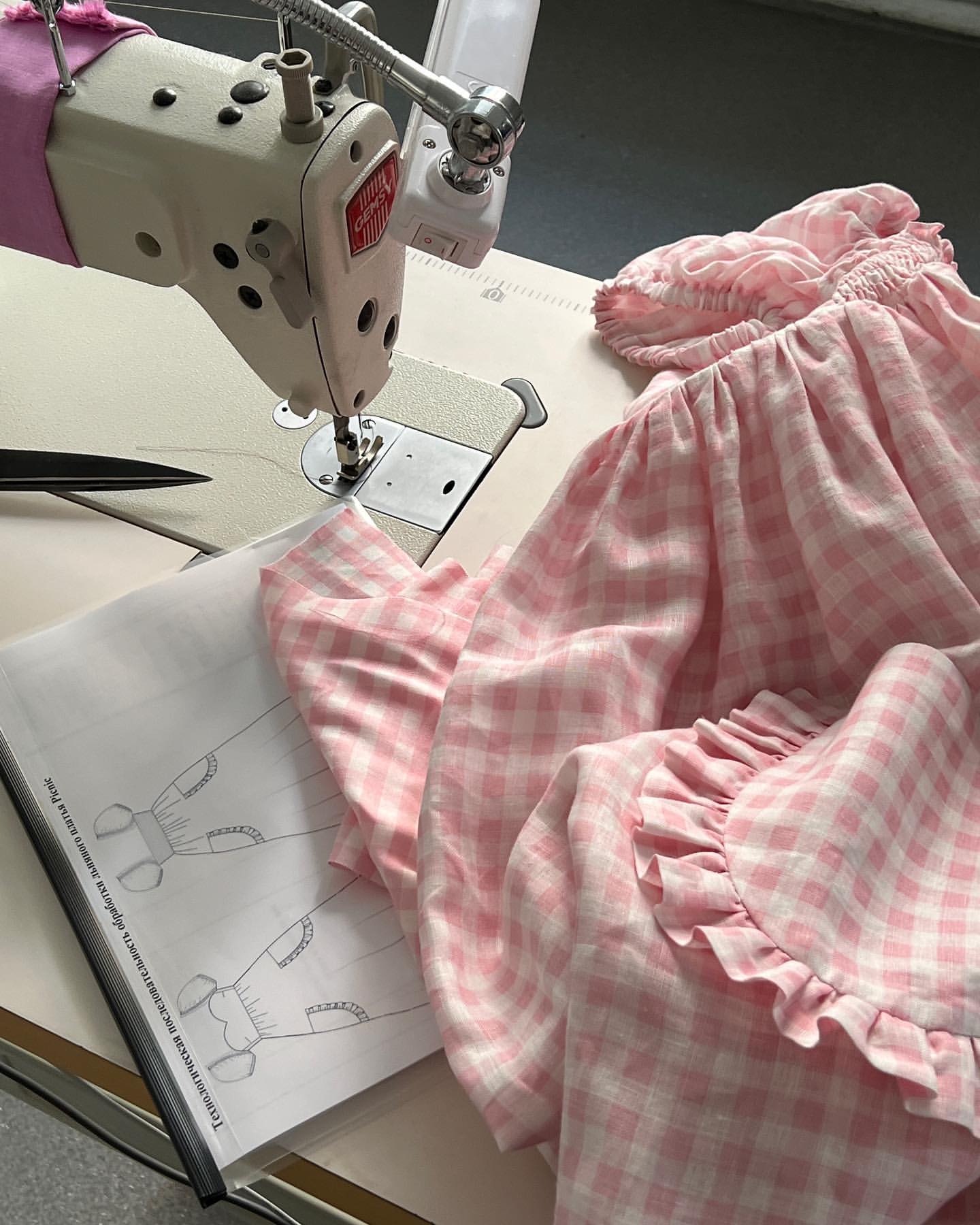 Sanya beach holiday wind fairy skirt A-line skirt square collar linen puffed sleeve dress long skirt