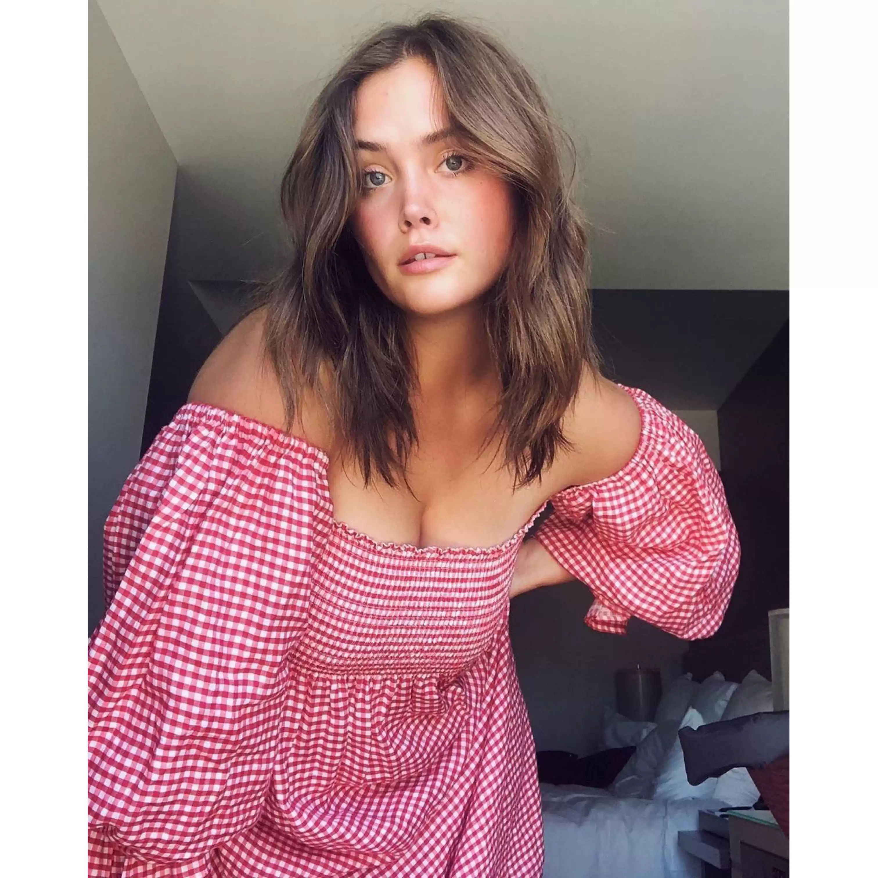 Red check Princess sleeve lantern sleeve French one-line shoulder square neck holiday dress