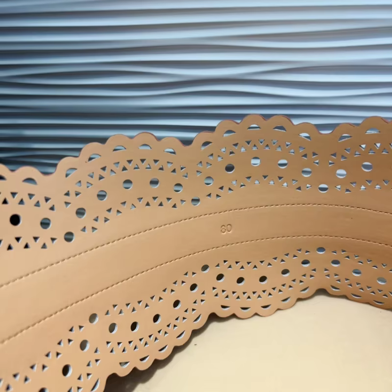 Top Quality ALAIA Cummerbunds 7CM Wide Female Luxury Brand Hollow Pattern Pin Buckle Fashion Italian Handmade Accessory Waist Belt