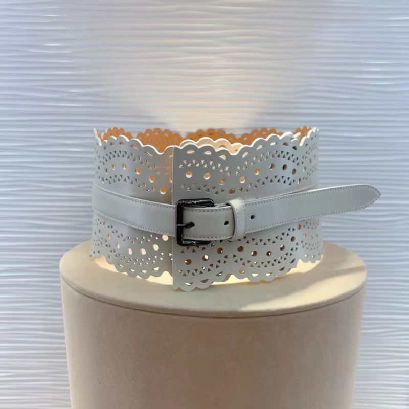 Cowhide Cummerbund Waistband For Women Hollow-out Classic Body Shaping Girdle Belts Harajuku Accessories Runway Designer Ala