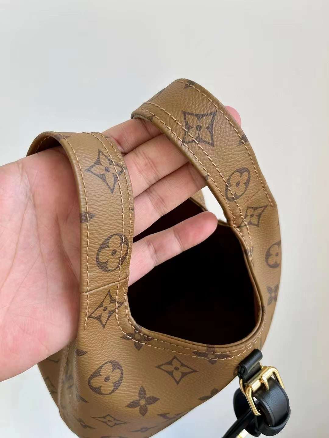 LV ATLANTIS BB BAG