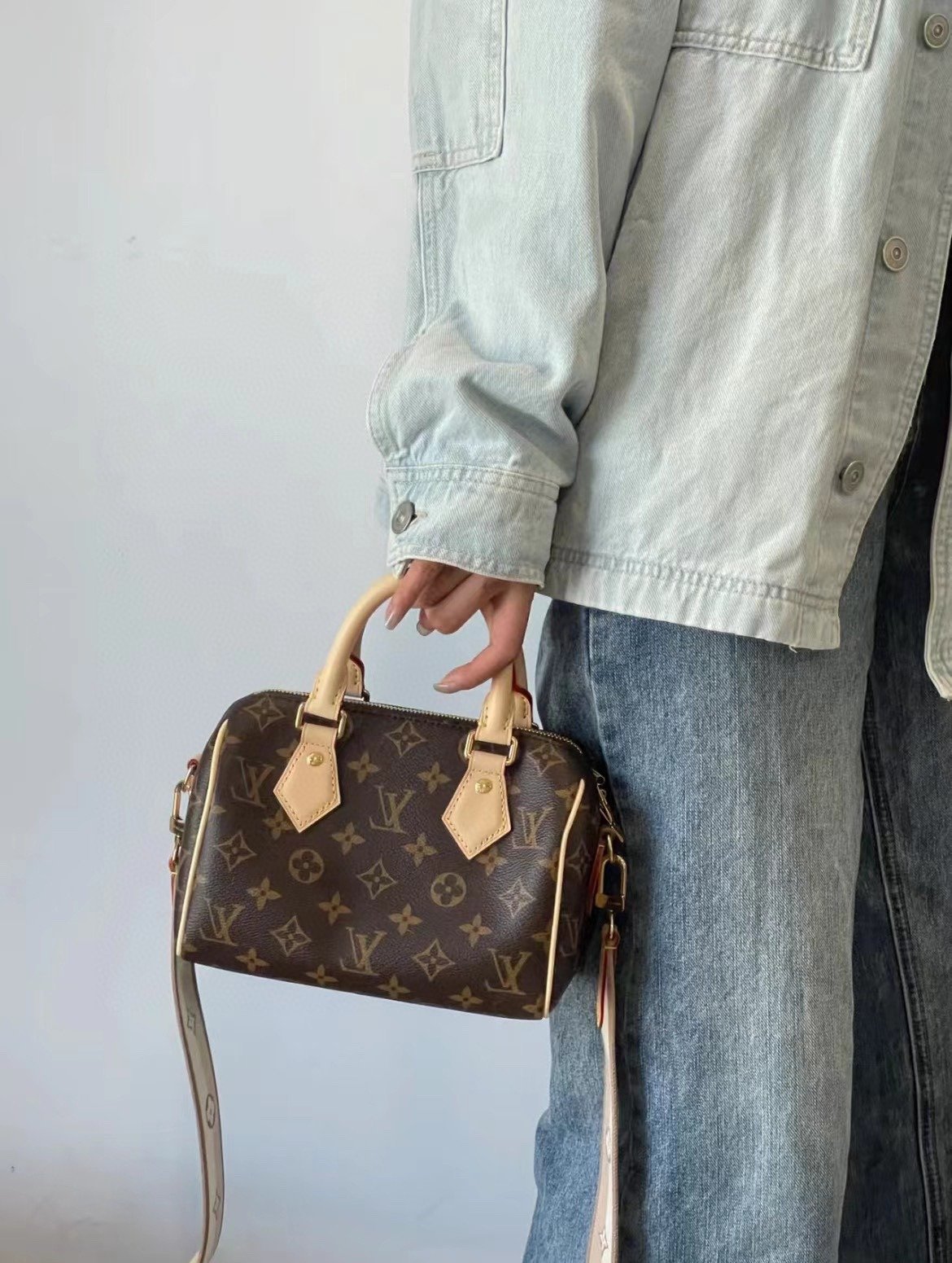 LV SPEEDY BANDOULIRE 20 M46222