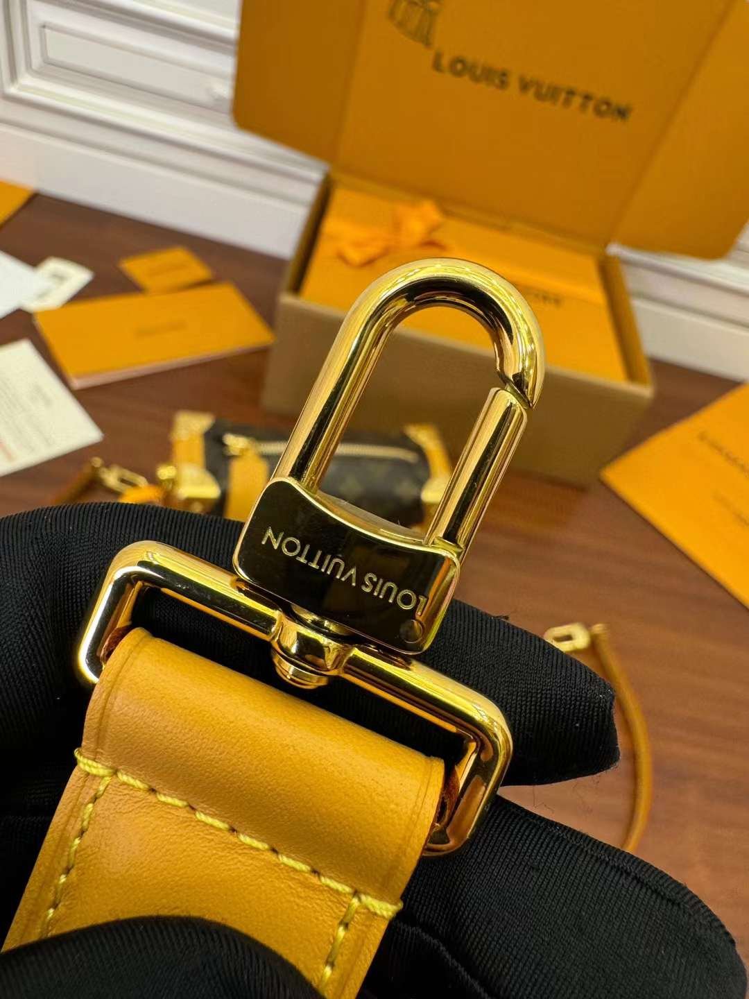 LV M46815 Side Trunk PM