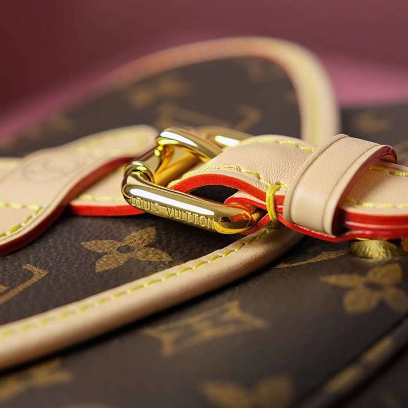 LOUIS VUITTON Saumur BB M46740