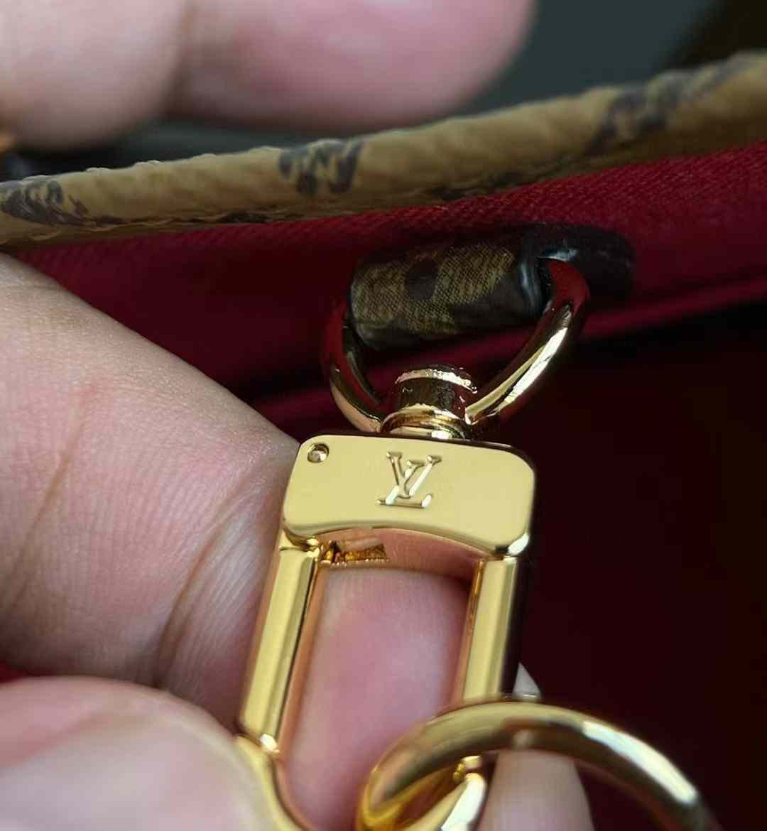 LV OnTheGo BB M46839