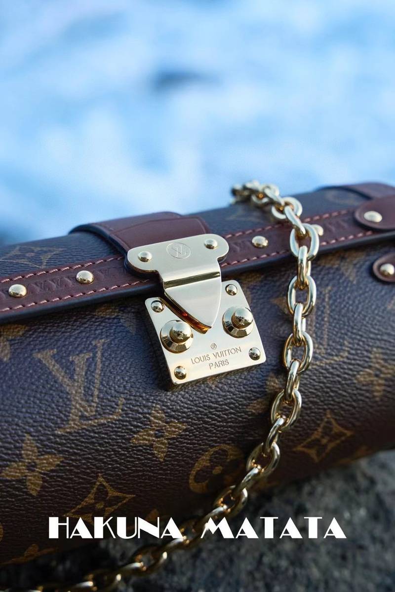LOUIS VUITTON PAPILLON TRUNK M57835