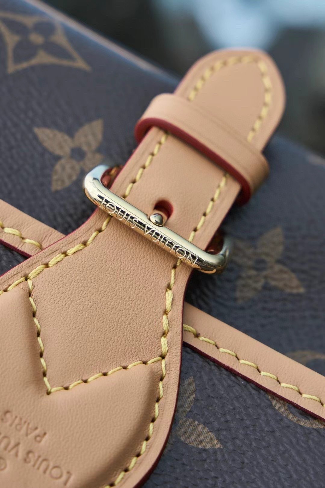 LOUIS VUITTON DIANE M45985