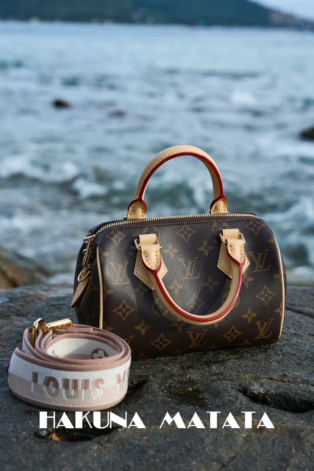 LV SPEEDY BANDOULIRE 20 M46222