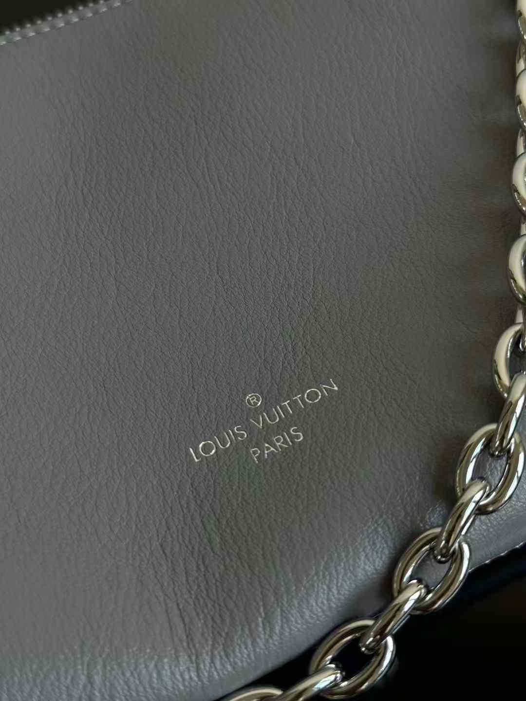 LV Fall-Winter 2024 Sho Slim Trunk M12596