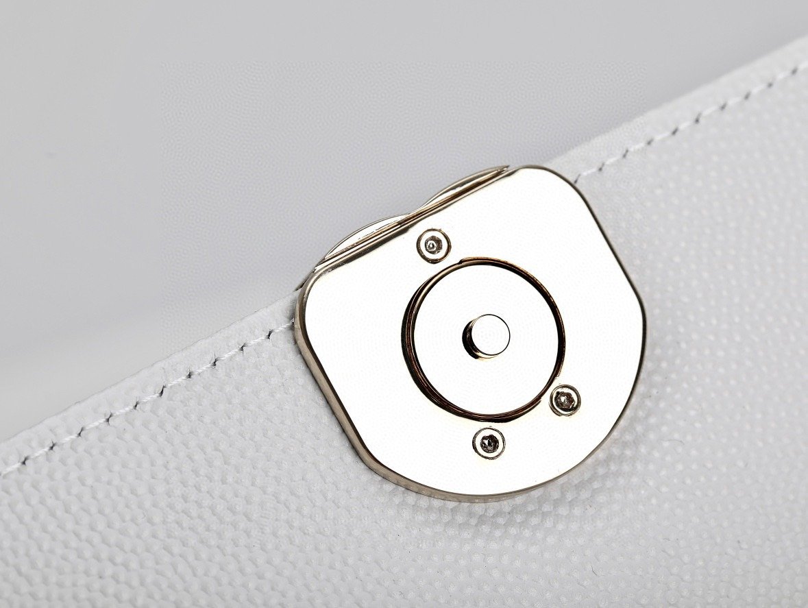 CHANEL 23P Handle Bag