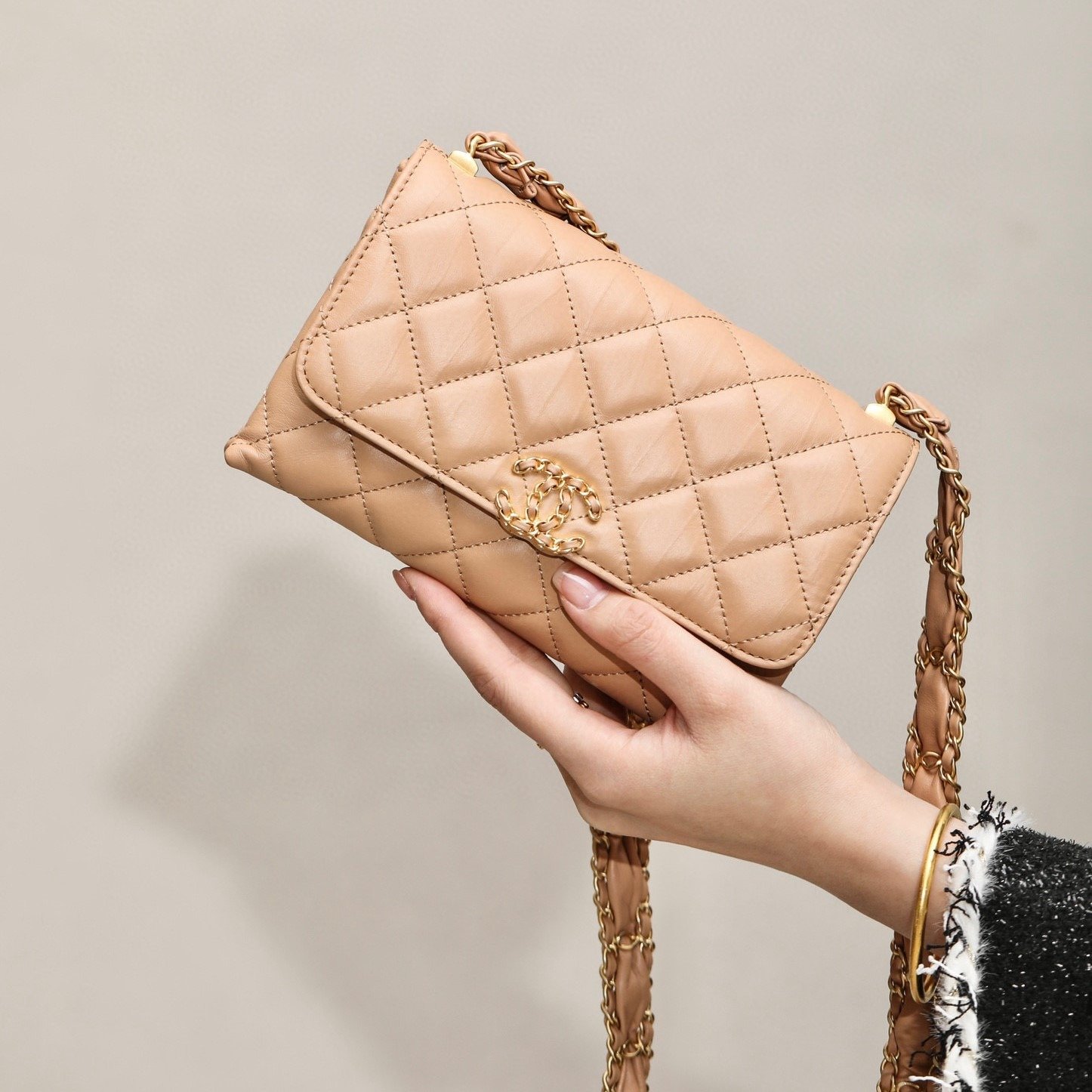 CHANEL 23K Flap Bag