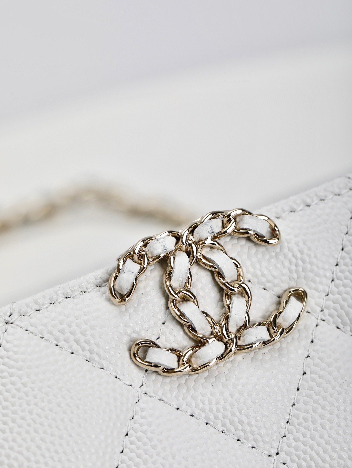 CHANEL 23P Handle Bag