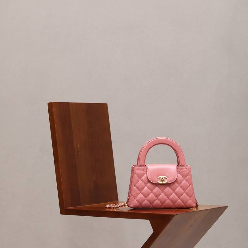 CHANEL 23K Clutch With Chain(Small)