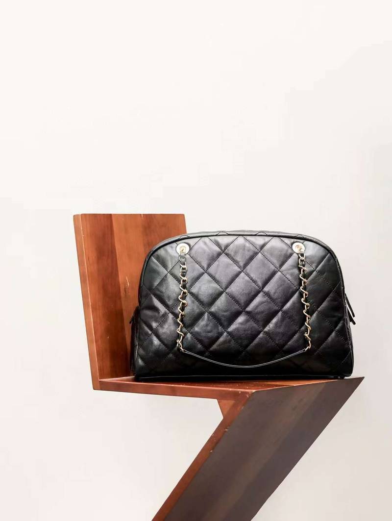 CHANEL 24B MAXI BOWLING BAG