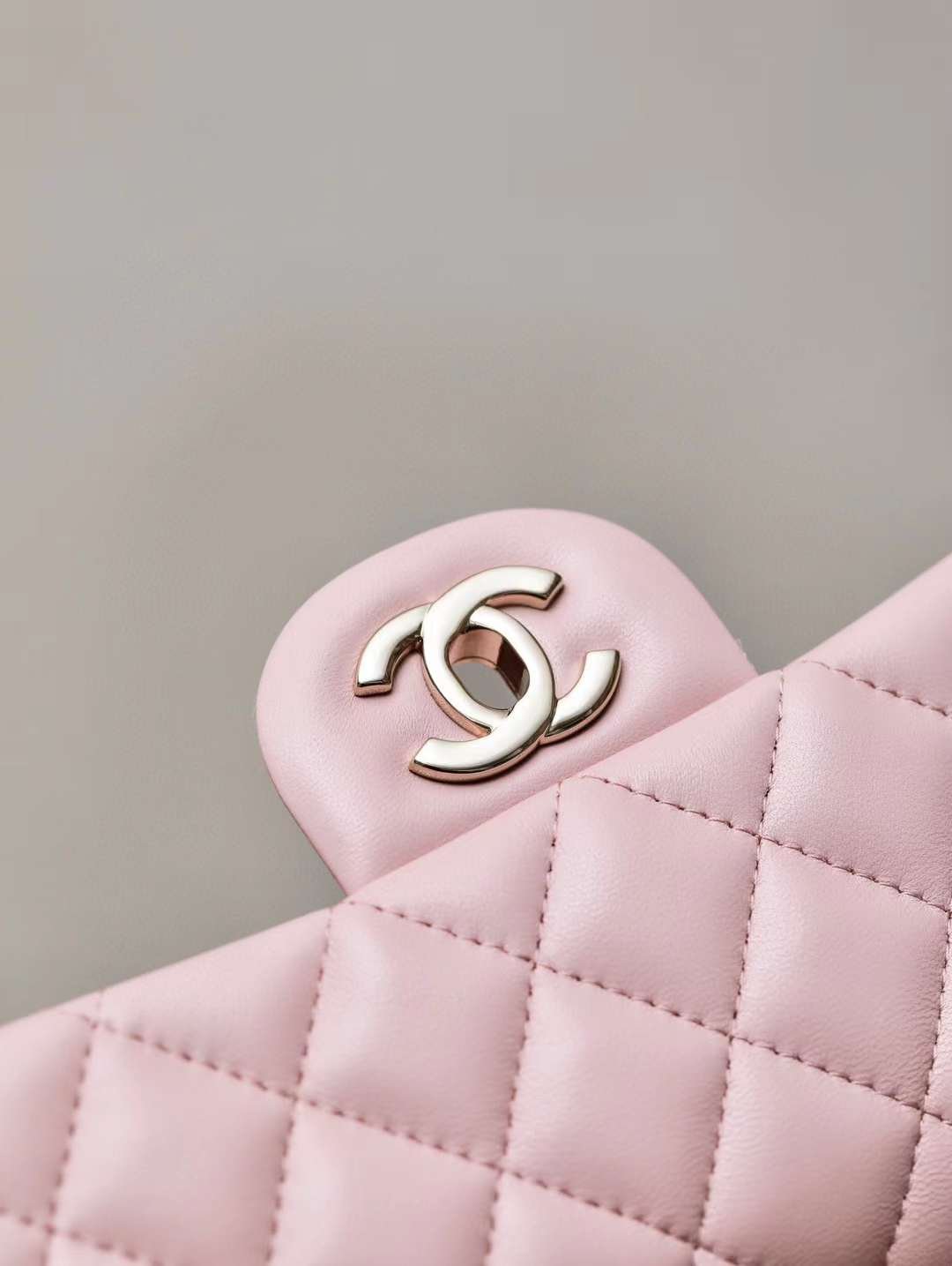 CHANEL 24k CF Wrist bag