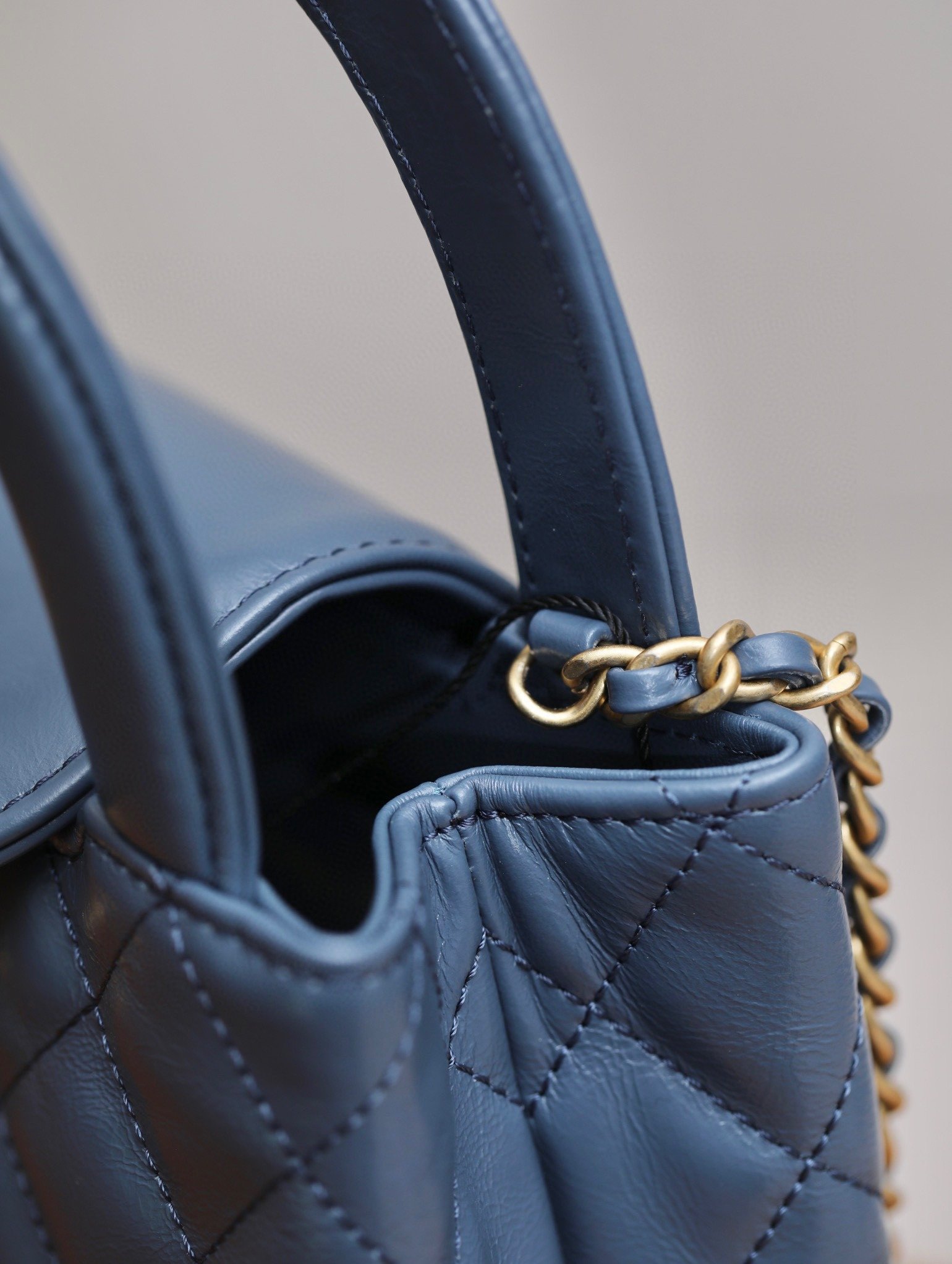 CHANEL 23K Clutch With Chain(Small)