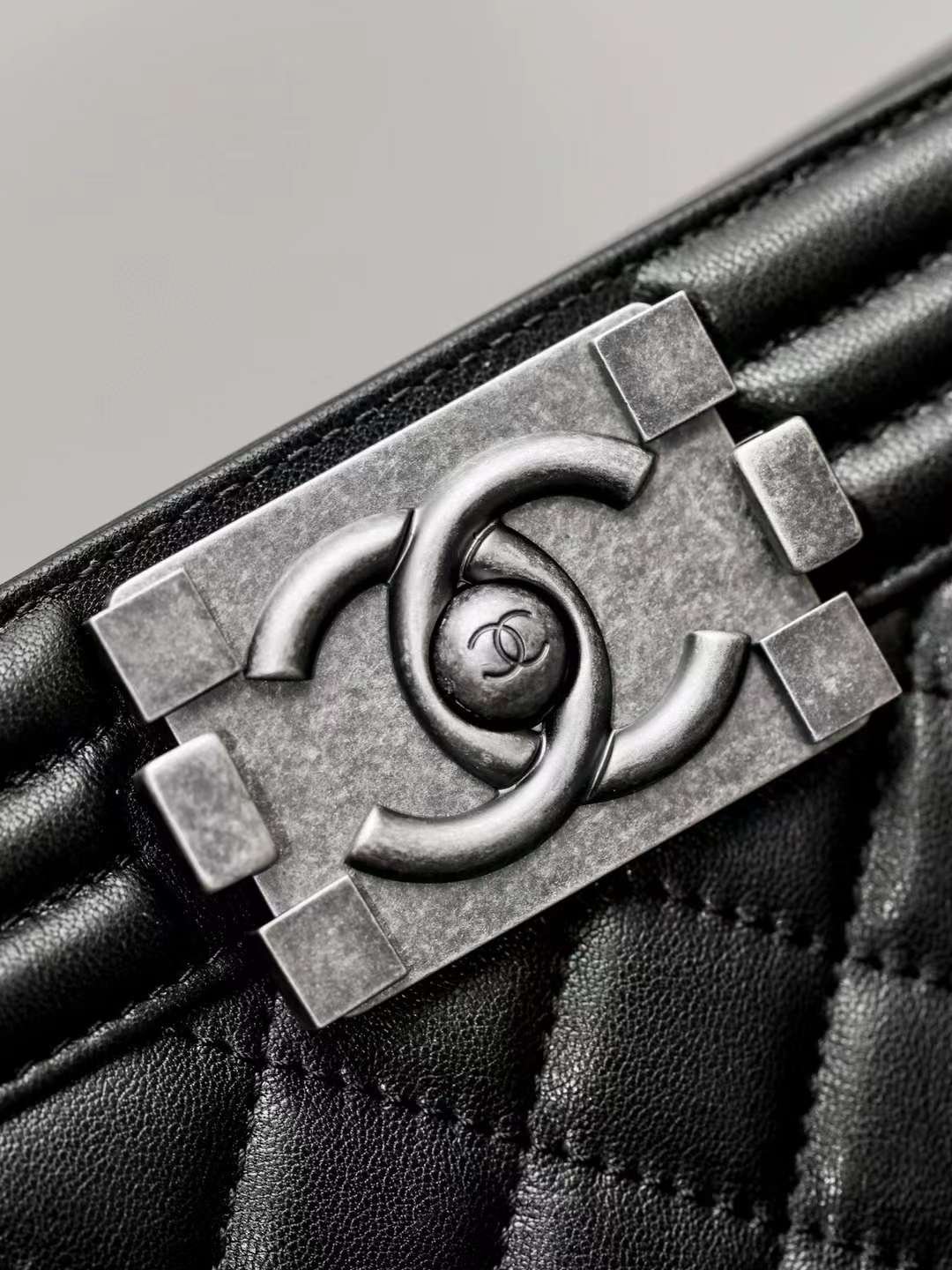 boy chanel handbag