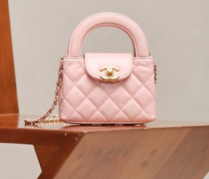 CHANEL 23K Clutch With Chain(Mini)