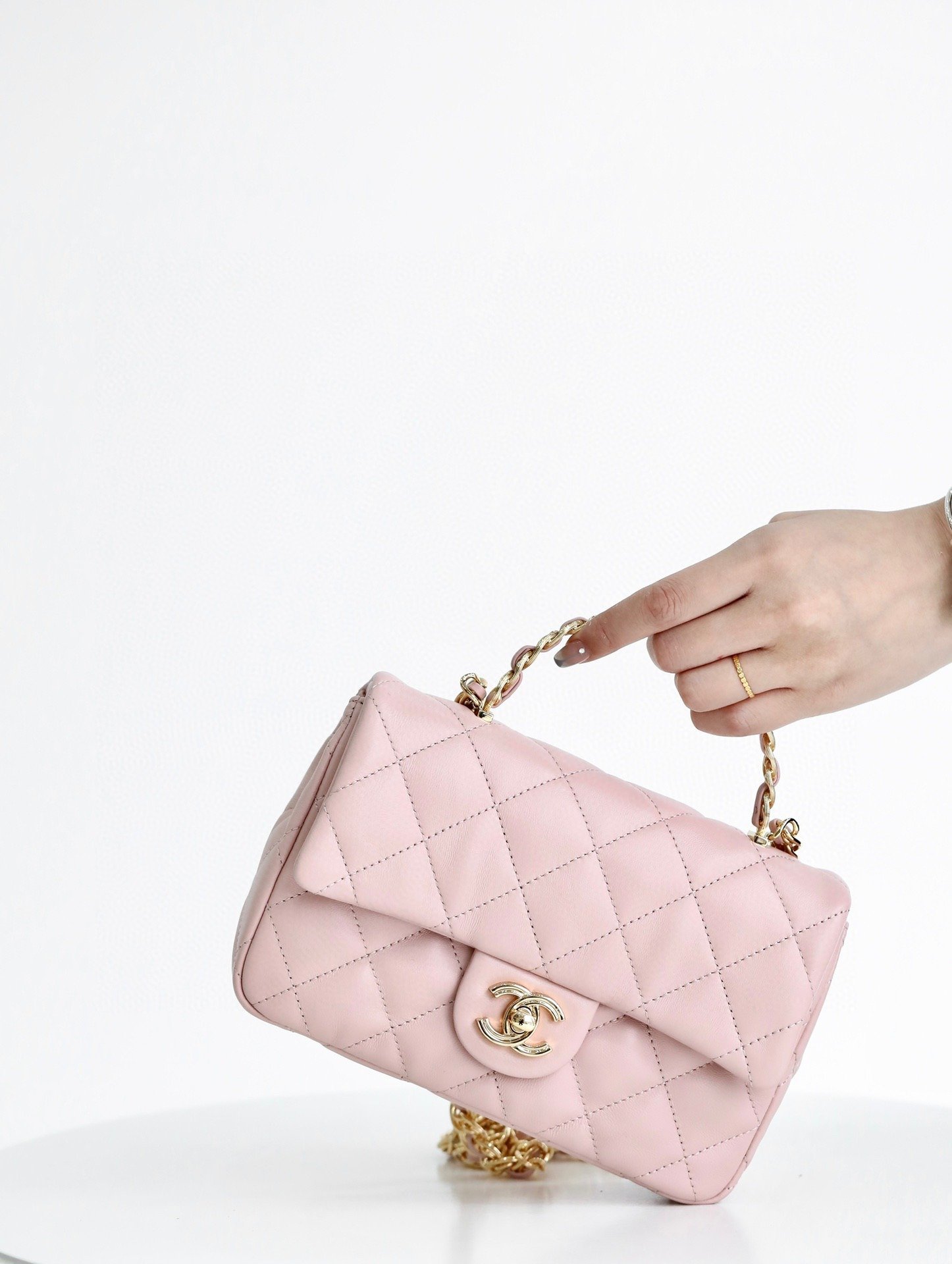 CHANEL 23S Metal Handle Flap Bag