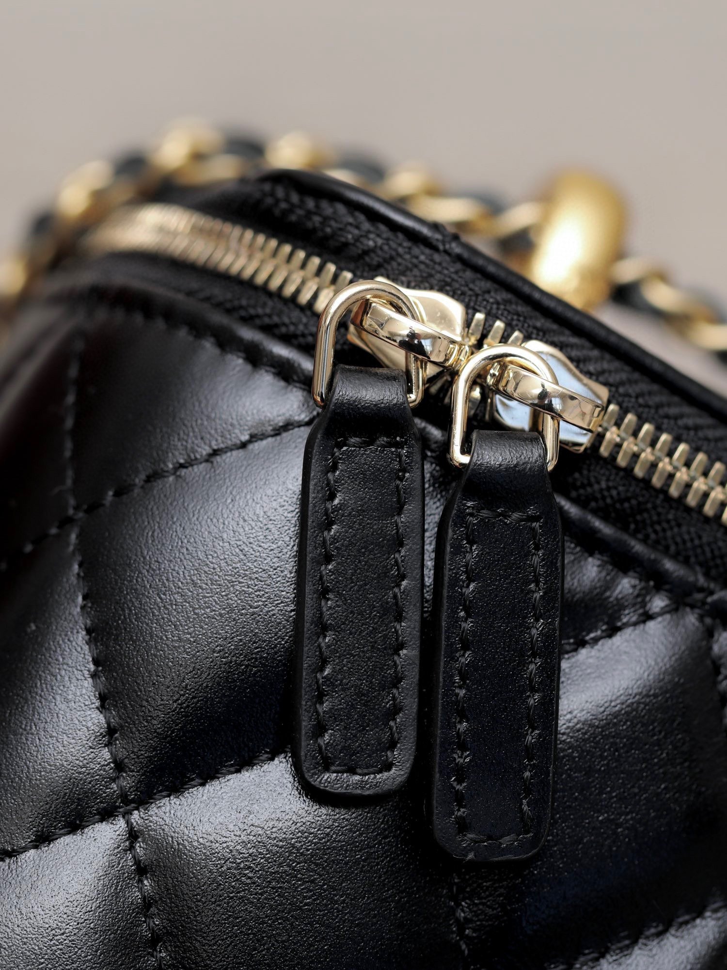 CHANEL 24C Vanity With Chain