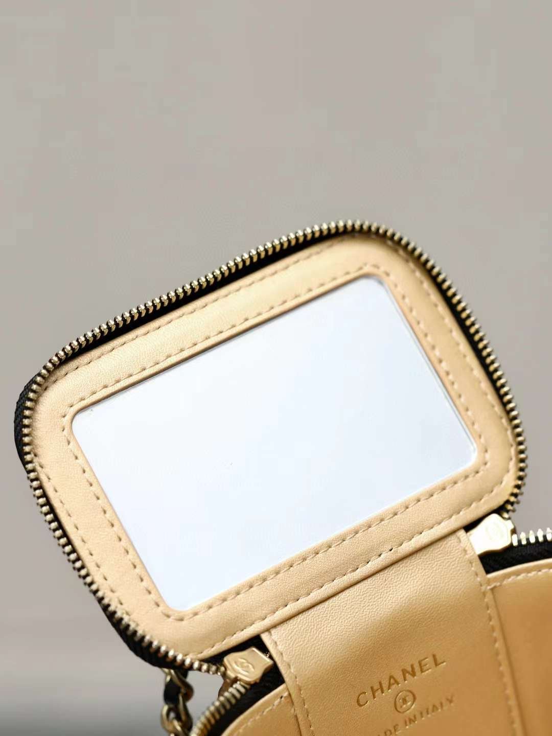 CHANEL 24A clutch with chain