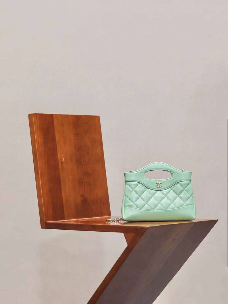 CHANEL 24C NANO 31 BAG