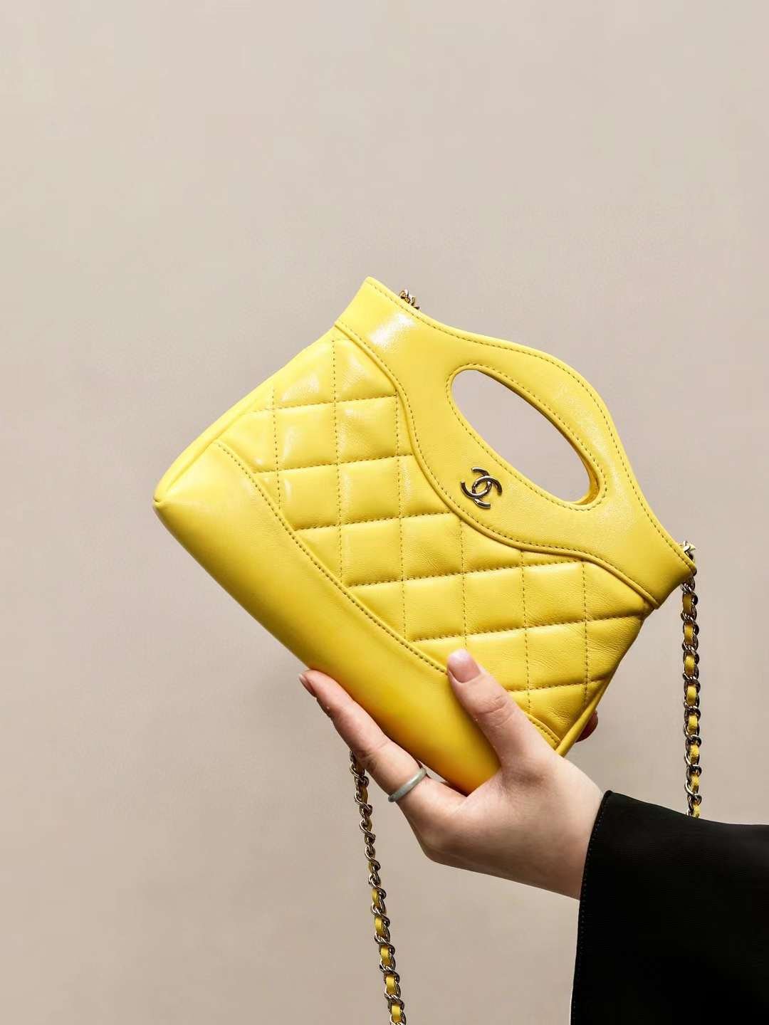 CHANEL 24C NANO 31 BAG