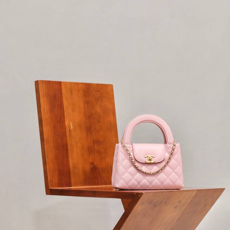 CHANEL 23K Clutch With Chain(Small)