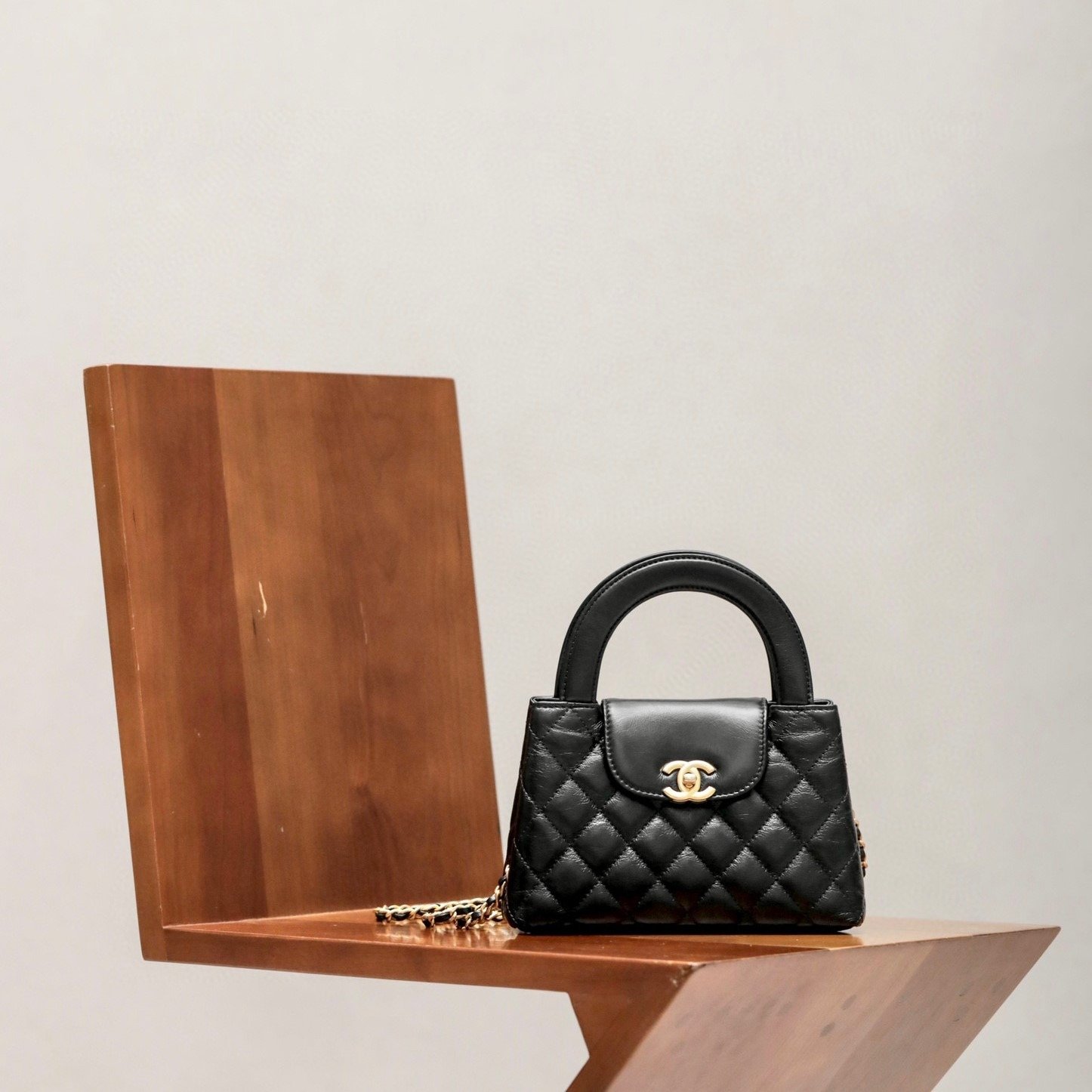 CHANEL 23K Clutch With Chain(Small)