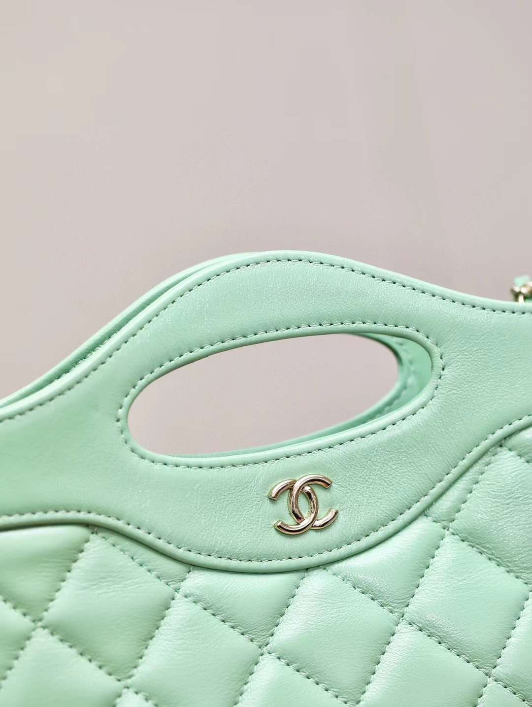 CHANEL 24C NANO 31 BAG