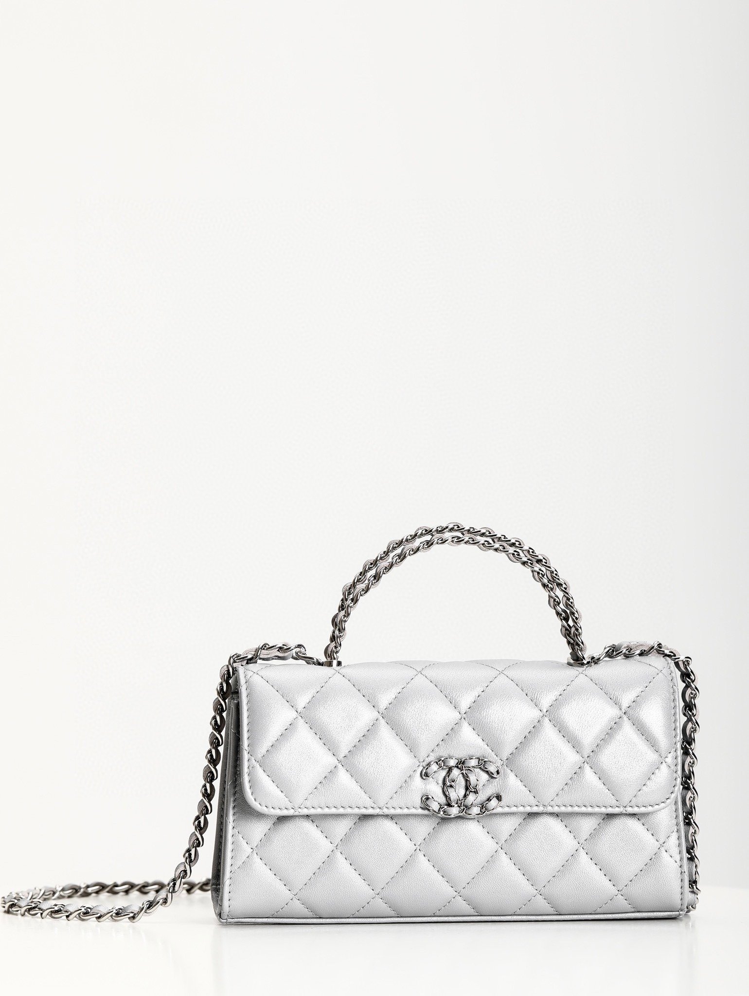 CHANEL 23P Handle Bag