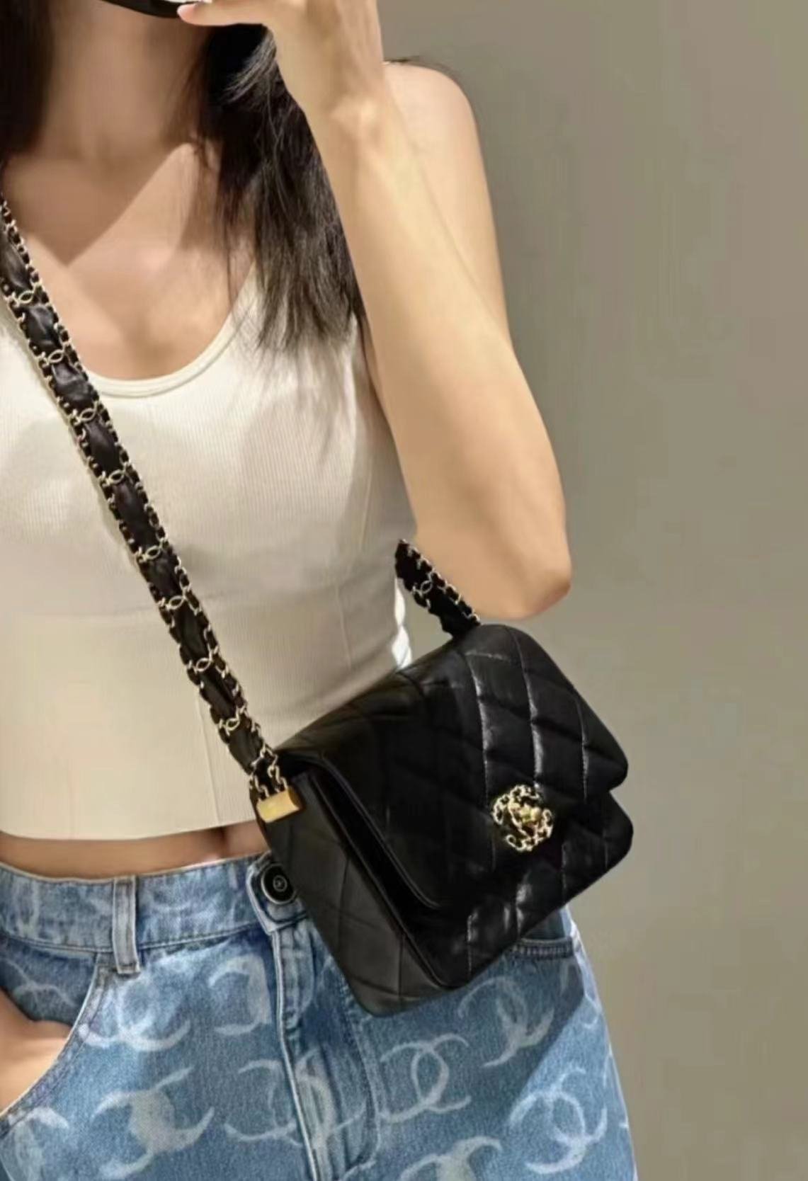 CHANEL 23K Flap Bag