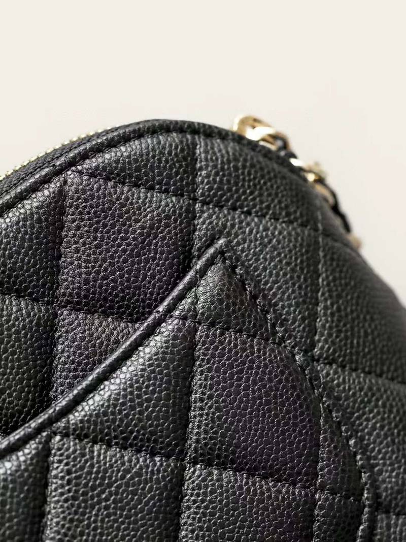 CHANEL 24C classic clutch with chain