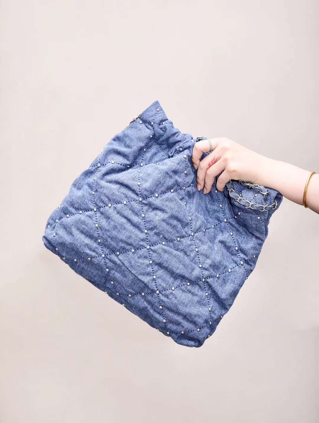 CHANEL 2024 shopping 22bag