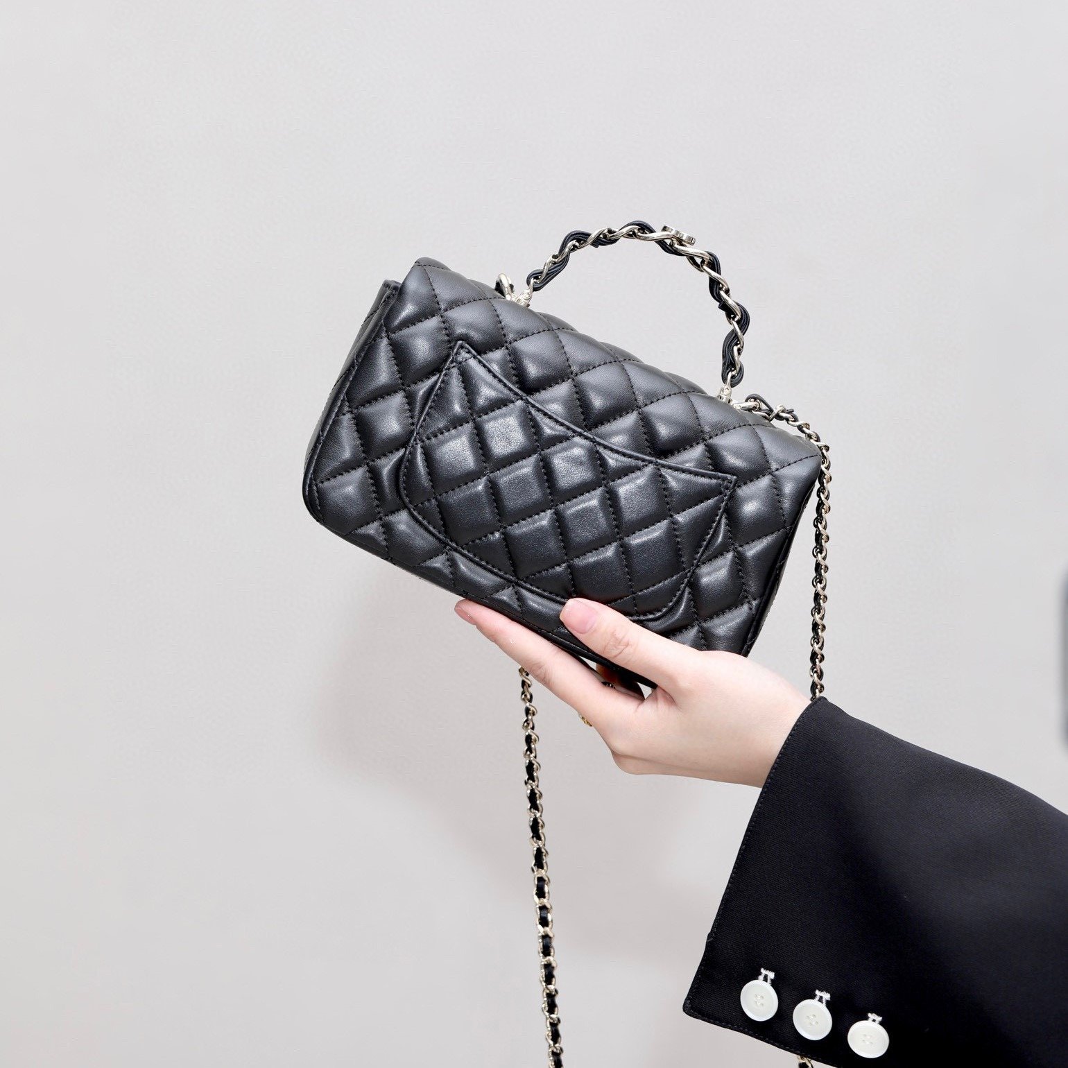 CHANEL 23K Handle Bag