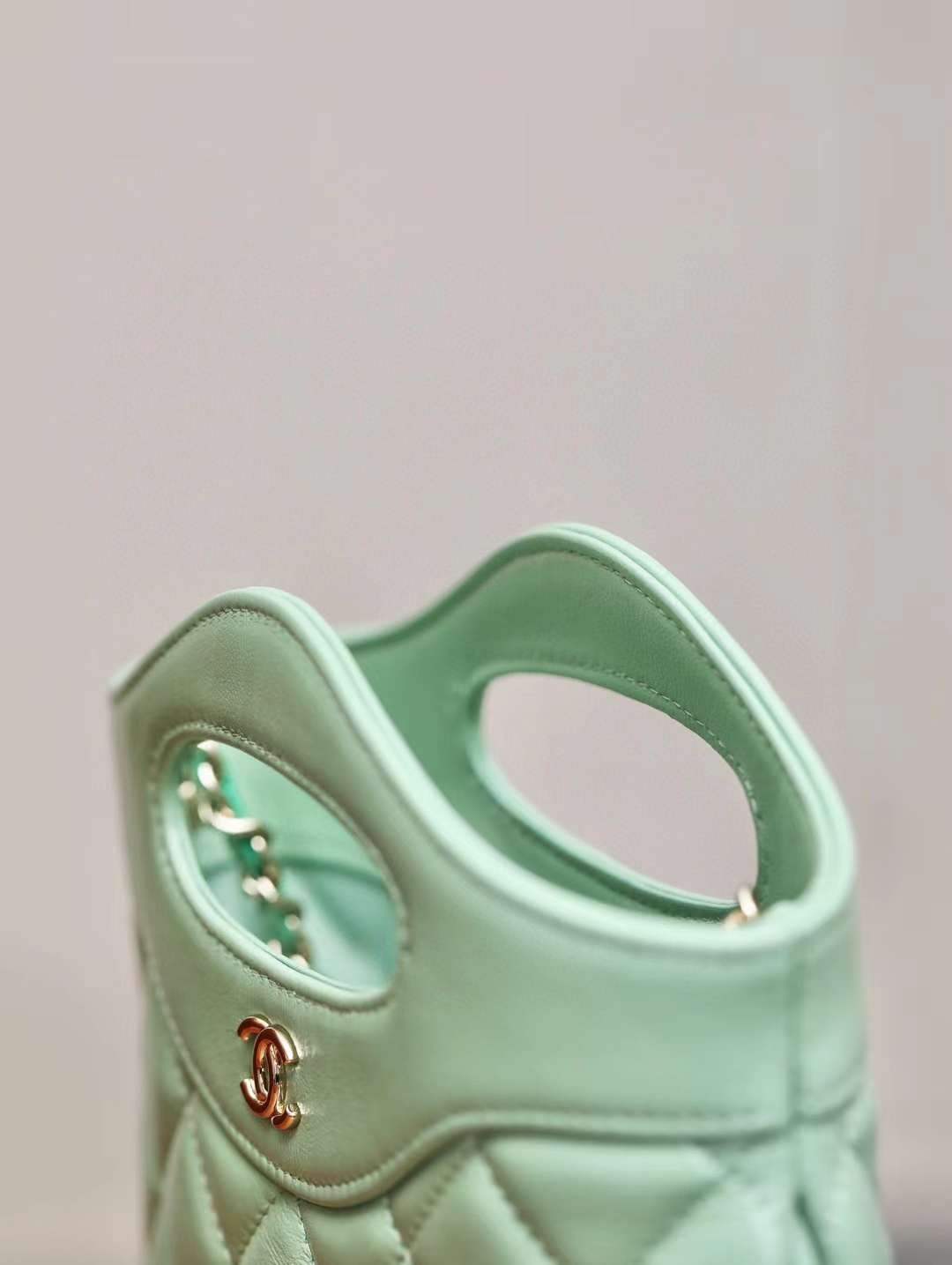 CHANEL 24C NANO 31 BAG