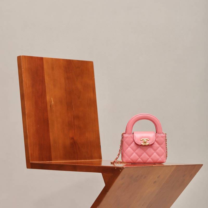 CHANEL 23K Clutch With Chain(Mini)