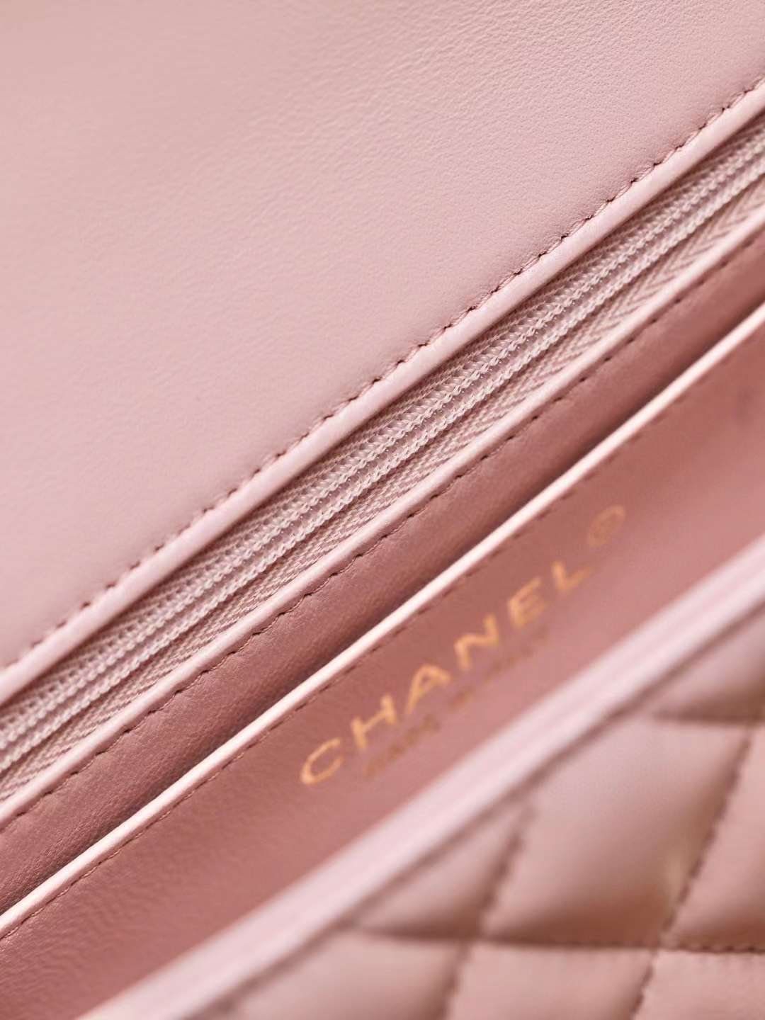 CHANEL 24k CF Wrist bag