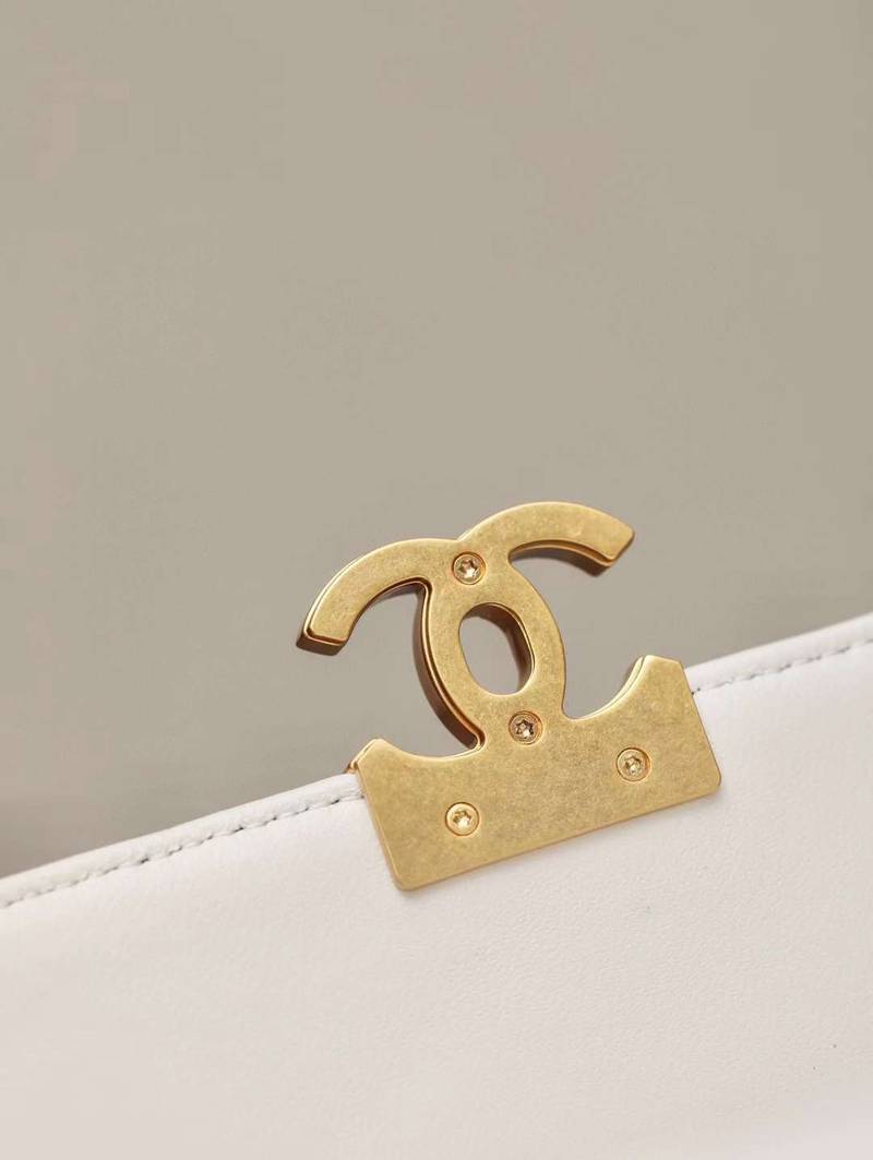 CHANEL 24A  flap bag