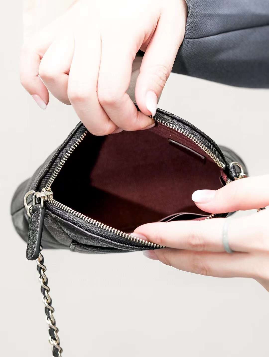 CHANEL 24C classic clutch with chain