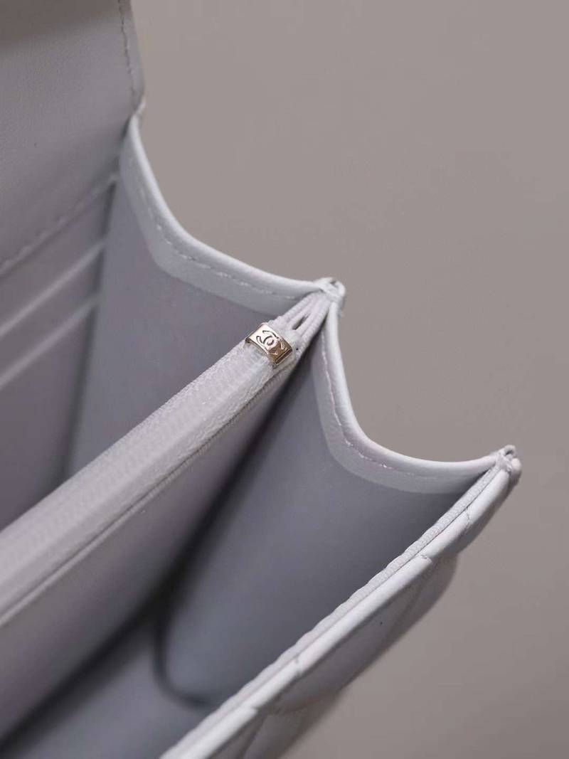 CHANEL 24S Metal letter wrist kelly woc