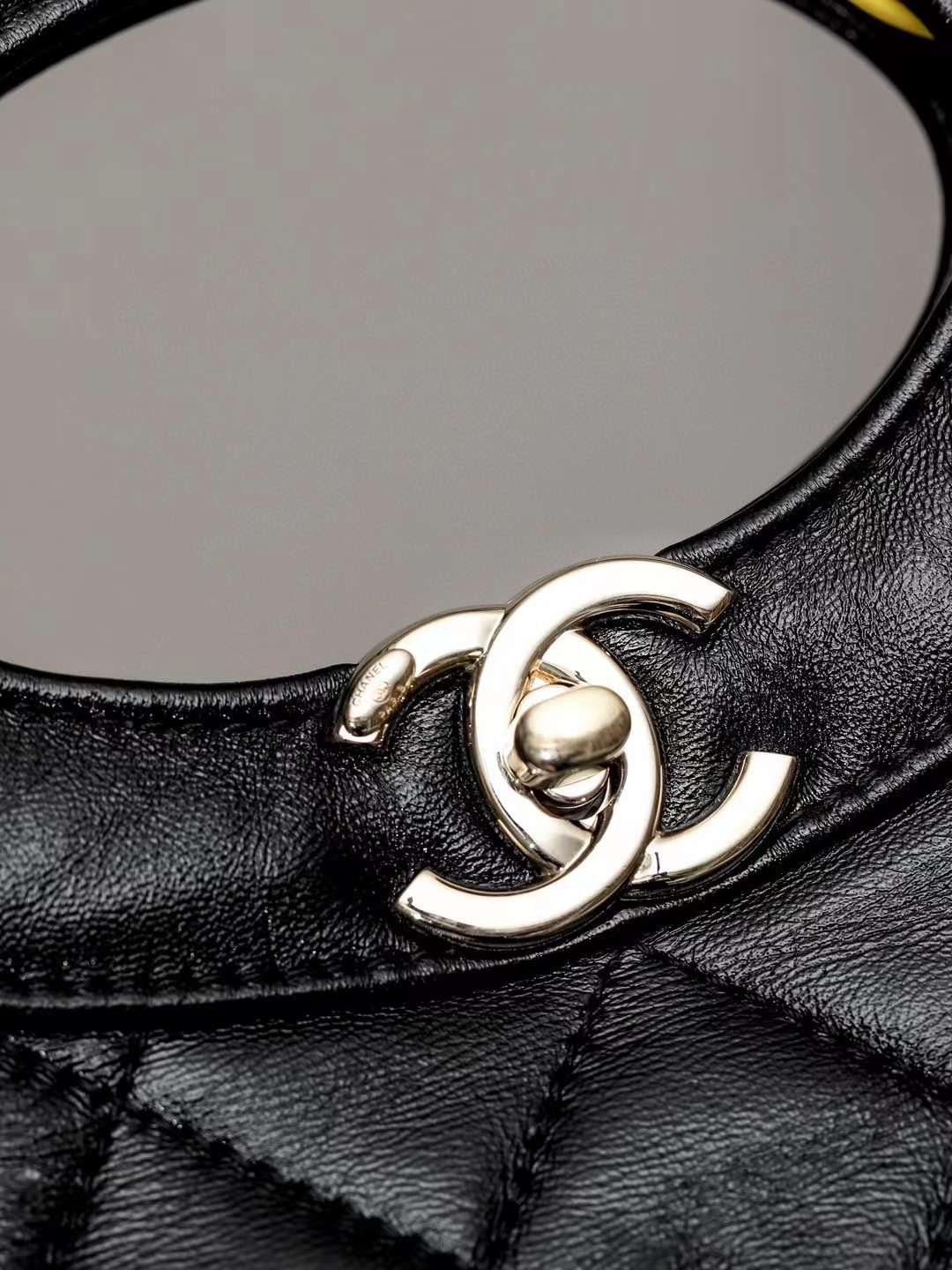 CHANEL 24S 31Shopping tote  bag