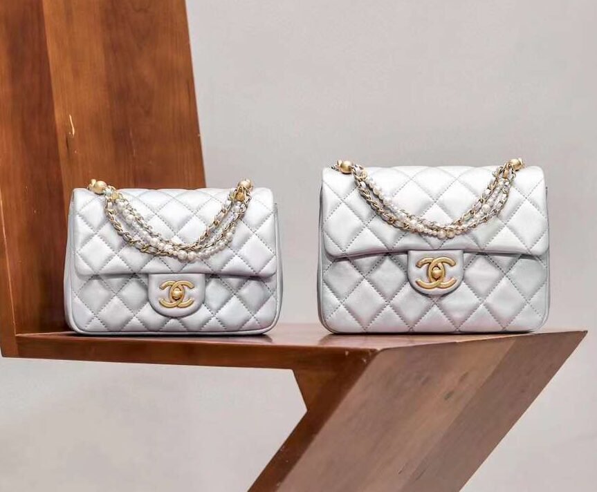 CHANEL 24P MINI FLAP BAG