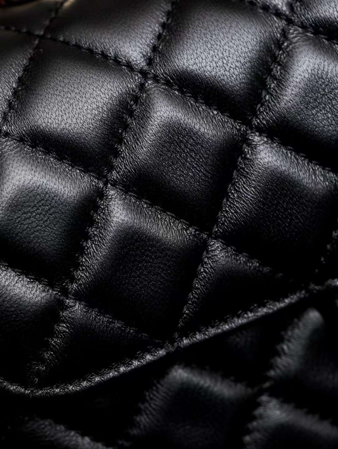 CHANEL 24P FLAP BAG WITH TOP HANDLE