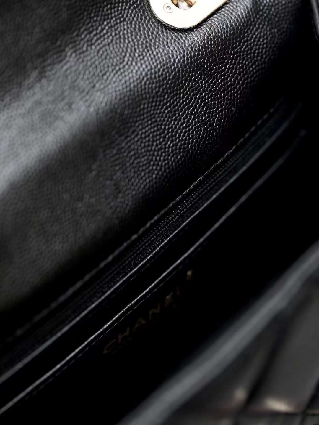 CHANEL 24P kelly  handle bag