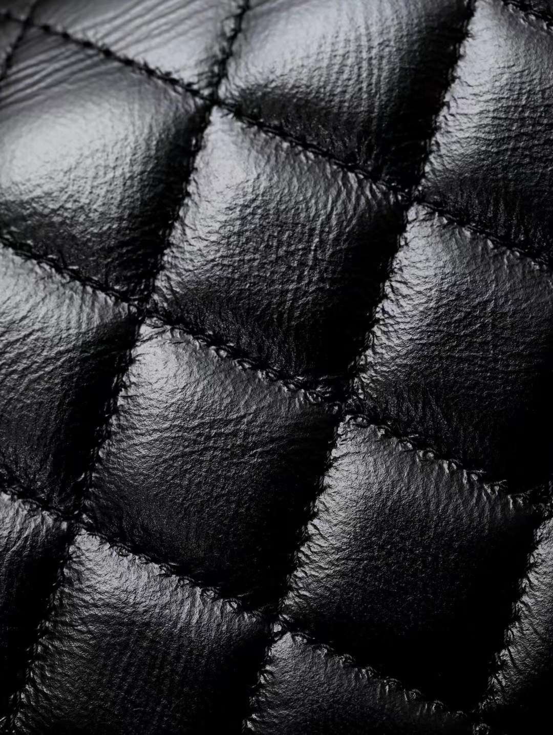 CHANEL 24P Pearl woc bag